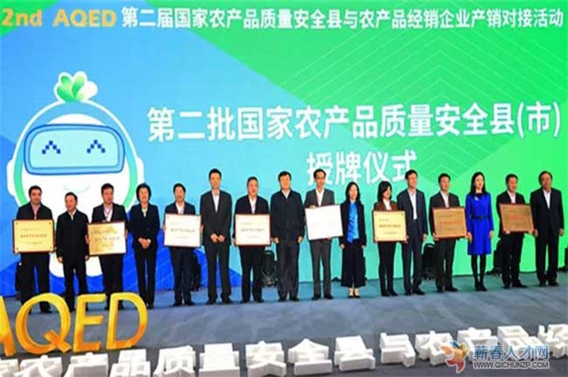 营口市鲅鱼圈的潮汐变化对于当地渔民和游客来说至关重要。通过分析潮汐规律,我们可以更好地规划出海活动。